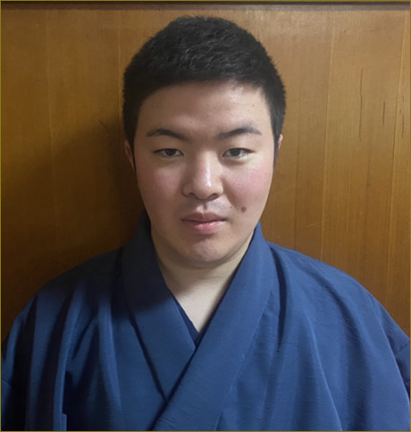 若狹 謙吾　（わかさ けんご）